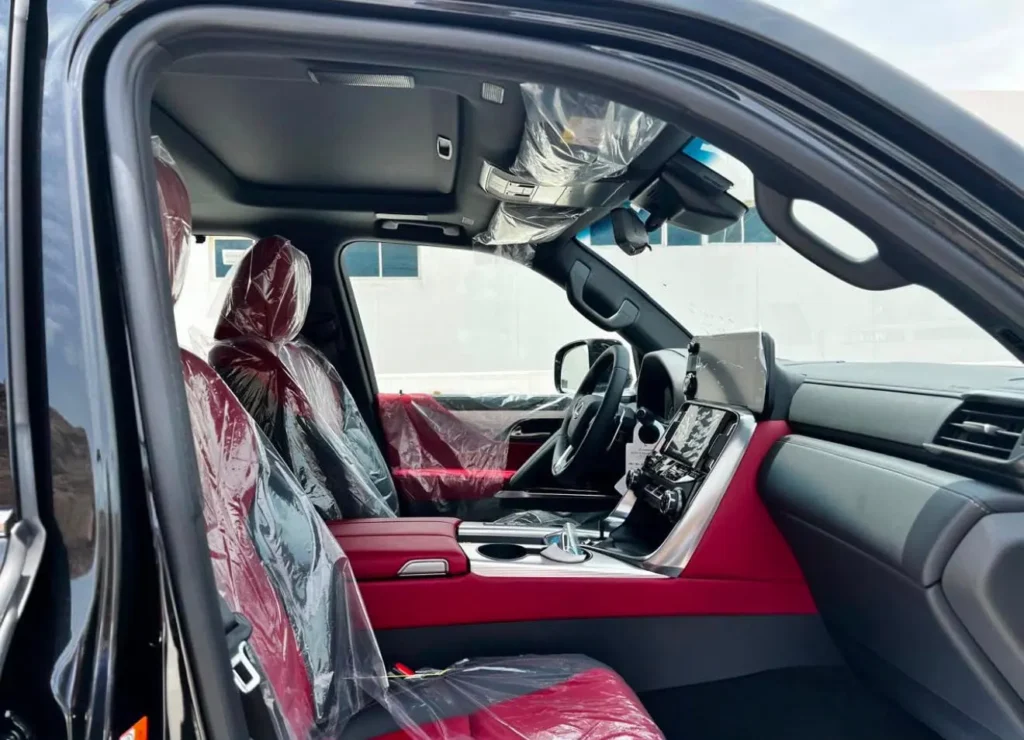 Lexus LX 700h F Sport - GT3 Cars UAE